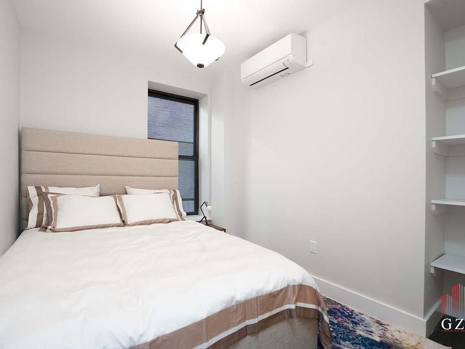 1st image of 2033 1st Ave #4E