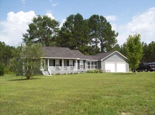 731 Thompson Rd, Dexter, GA 31019