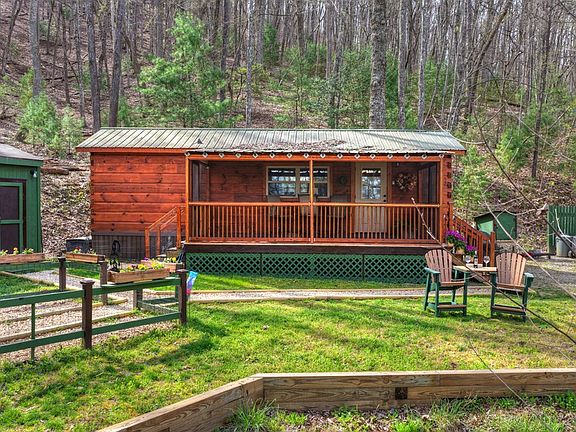 3rd image of 57 Meadow Hl