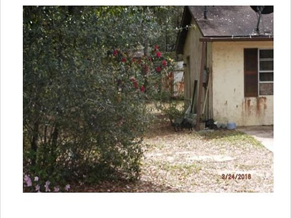 3rd image of 3260 E Glenn St