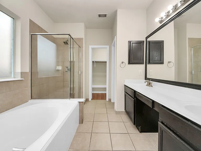 24503 Hikers Bend Dr — Photo 17
