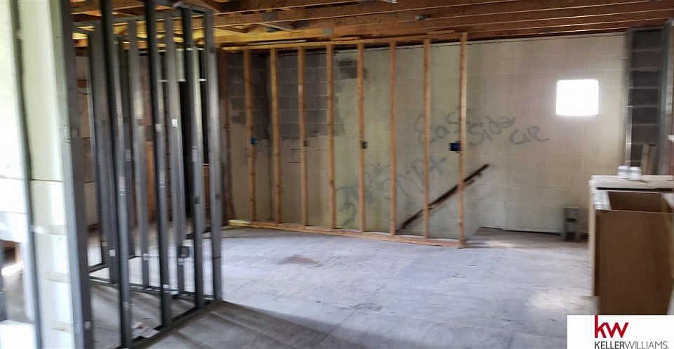2nd image of 4730 N 17th St