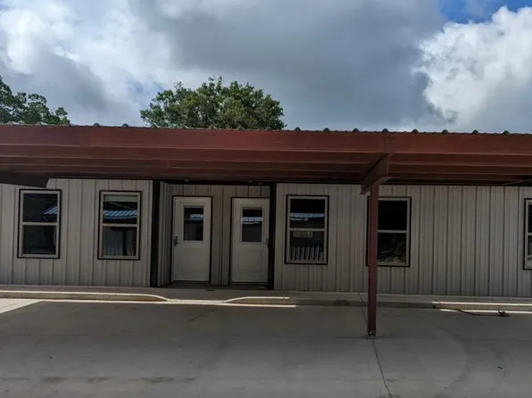 7900 State Highway 19 N #B, Athens, TX 75752