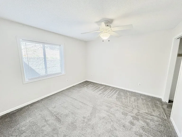 103 Northlake Dr — Photo 15