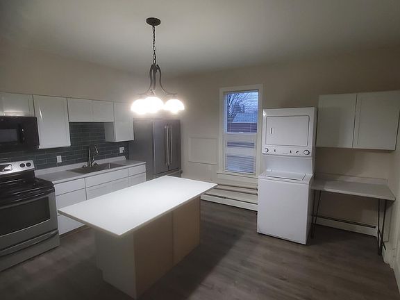 Entirely new kitchen!