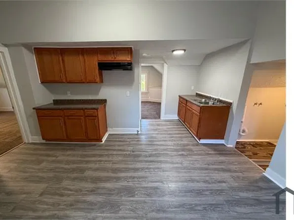 5208 Barkwill Ave #Up, Cleveland, OH 44127
