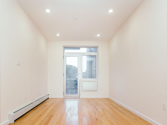 2nd image of 632 Grand St APT 4R