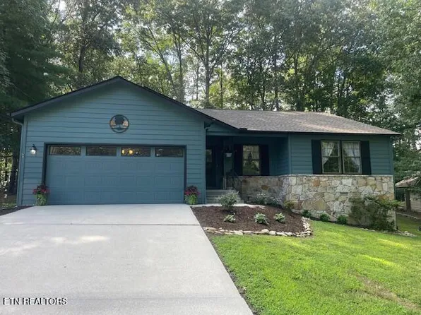 111 Canterbury Dr, Fairfield Glade, TN 38558