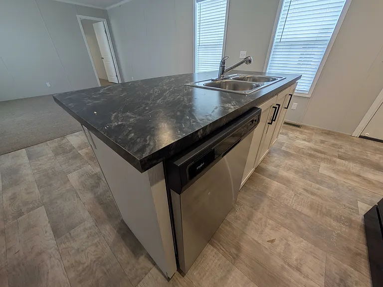 38000 Le Chateau Blvd #339 — Photo 16