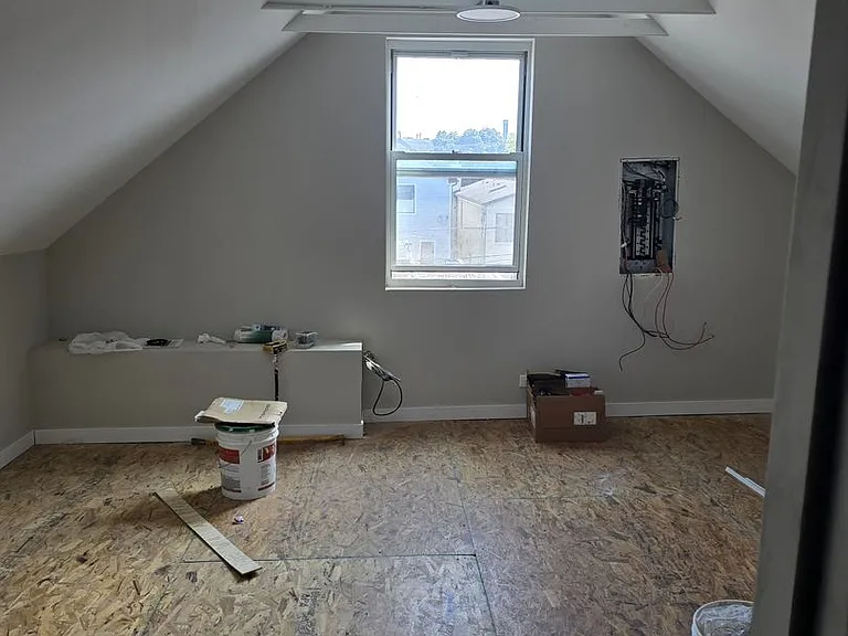 2501 W Cortland St #3 — Photo 2