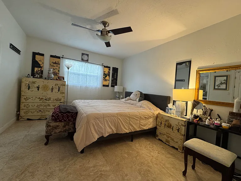 1470 N Dixie Hwy #22 — Photo 7