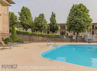 1510 College Ave APT B8, Manhattan, KS 66502