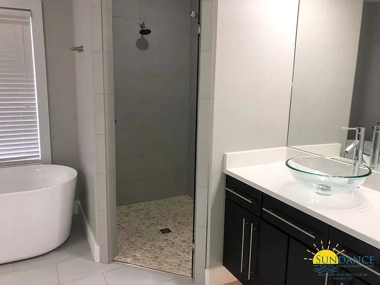 432 Shoal Lake Dr — Photo 13