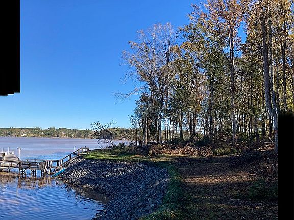 View looking right dock