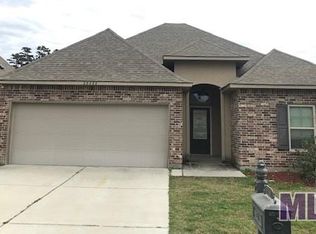 25388 Lake George Dr, Denham Springs, LA 70726