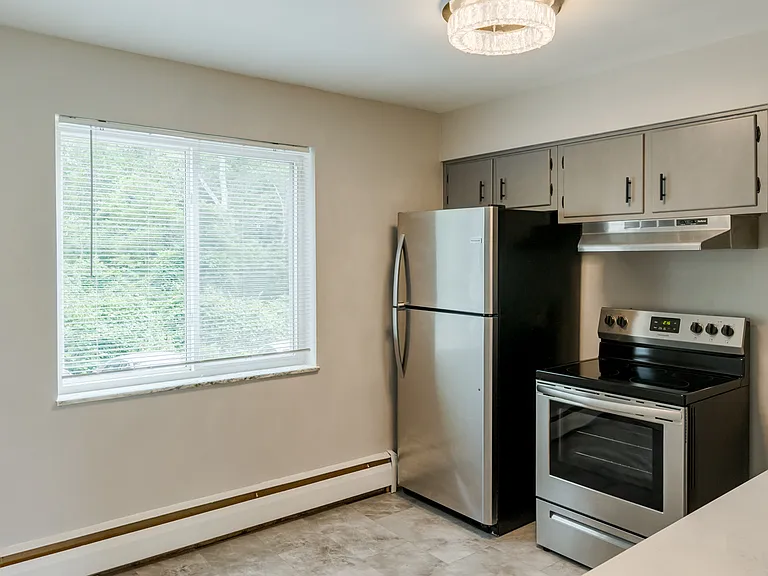 6310 Plainfield Rd #2 — Photo 15