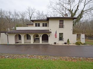 5930 Sheed Rd, Cincinnati, OH 45247