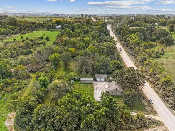 4553 10th Ave, Cumming, IA 50061