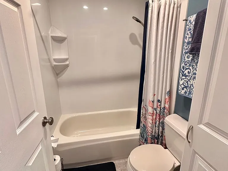9201 NE Juanita Dr #207 — Photo 13