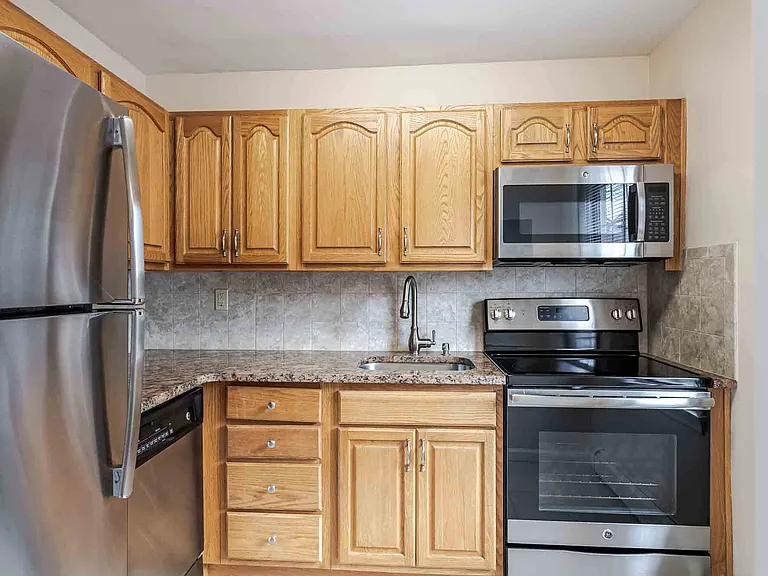 Westfield Hamilton House, LLC — Photo 17