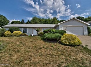 10 Penny Ln, Plains, PA 18702