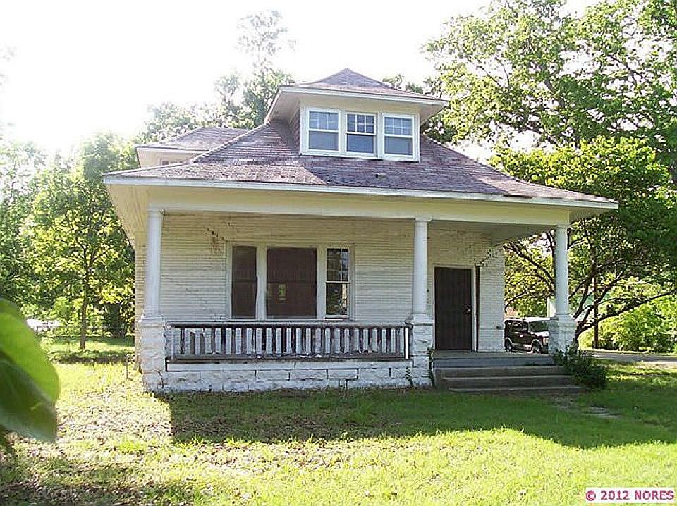 Main Home 3 Bed/2 Bath