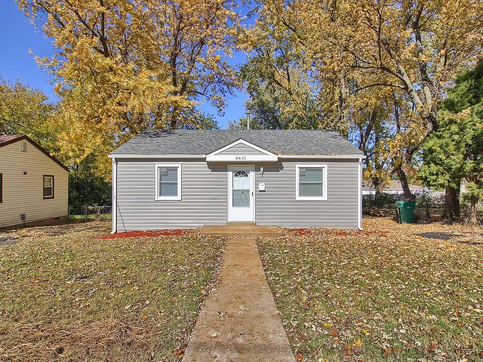 1st image of 8613 Stella Ave