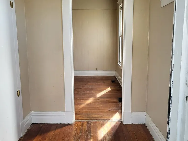 401 E Michigan St — Photo 17