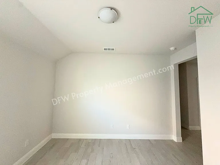 609 Tartane Dr — Photo 23