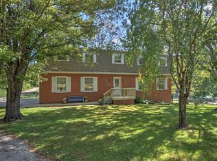 3320 Upton Ln, Decatur, IL 62521