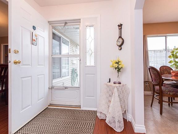 5th image of 1973 Winfield Dr #85