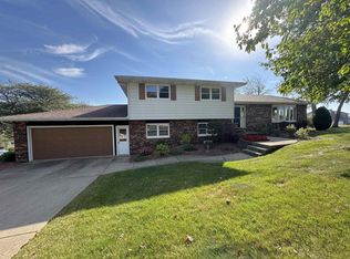 2704 20th Ave, Monroe, WI 53566