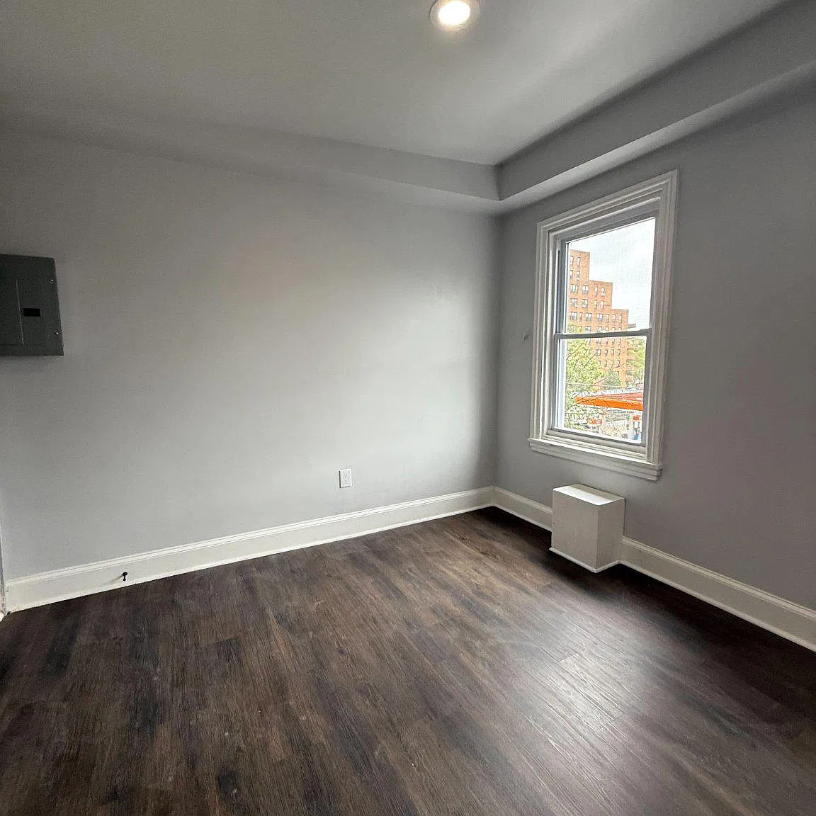 1 bed, 1.0 bath, 2155 sqft, $1,500 — Photo 4