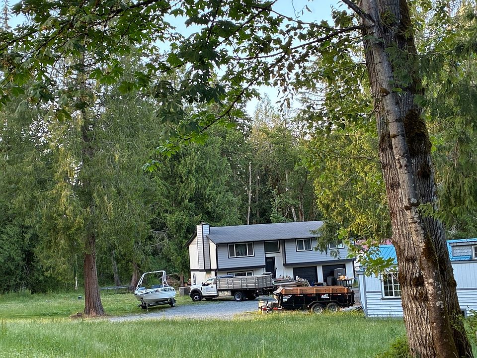 2nd image of 20405 7th St E