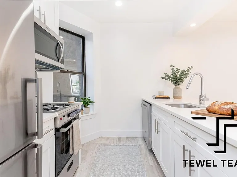 506 Manhattan Ave #1AA — Photo 5
