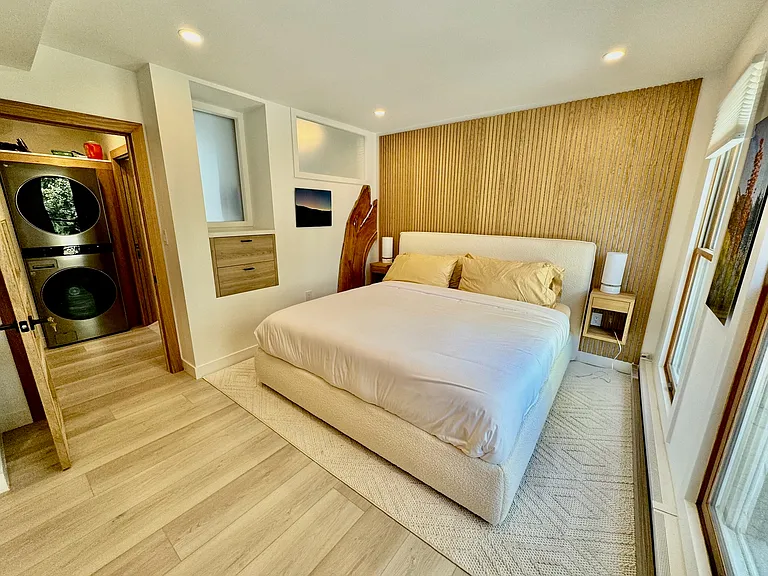 910 W Hallam St #9 — Photo 12