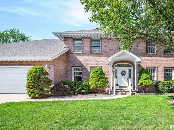 1111 W Cayman Cv, Peoria, IL 61615