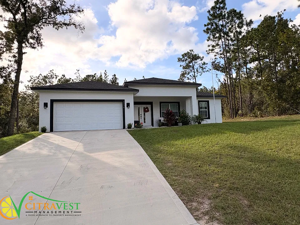 9136 N Paradisea Dr