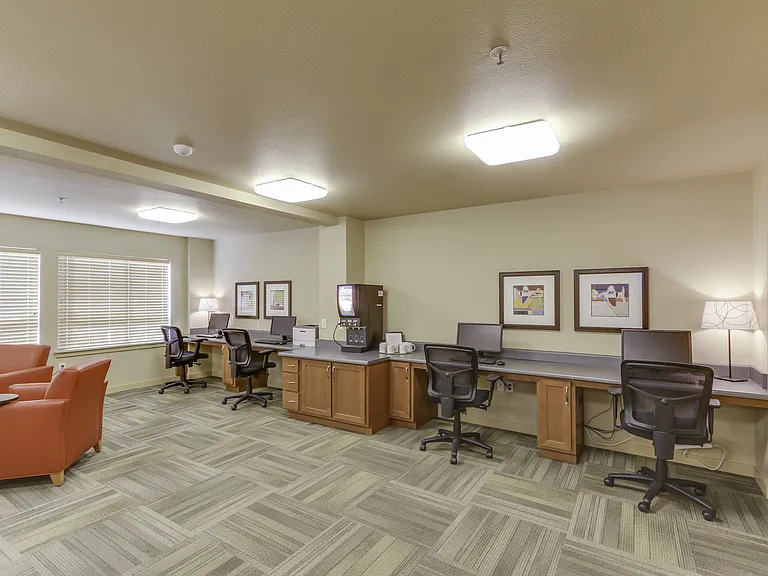 5207 W Hildebrand Blvd — Photo 5