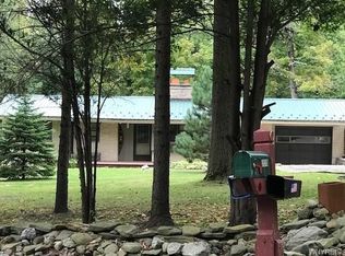 7510 Chestnut Ridge Rd, Orchard Park, NY 14127