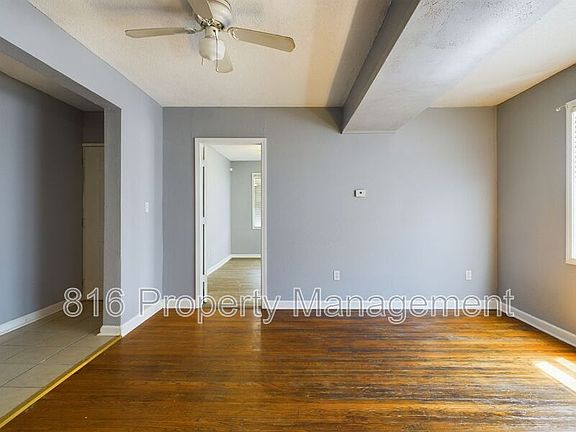 3rd image of 2936 Flora Ave Unit 2S