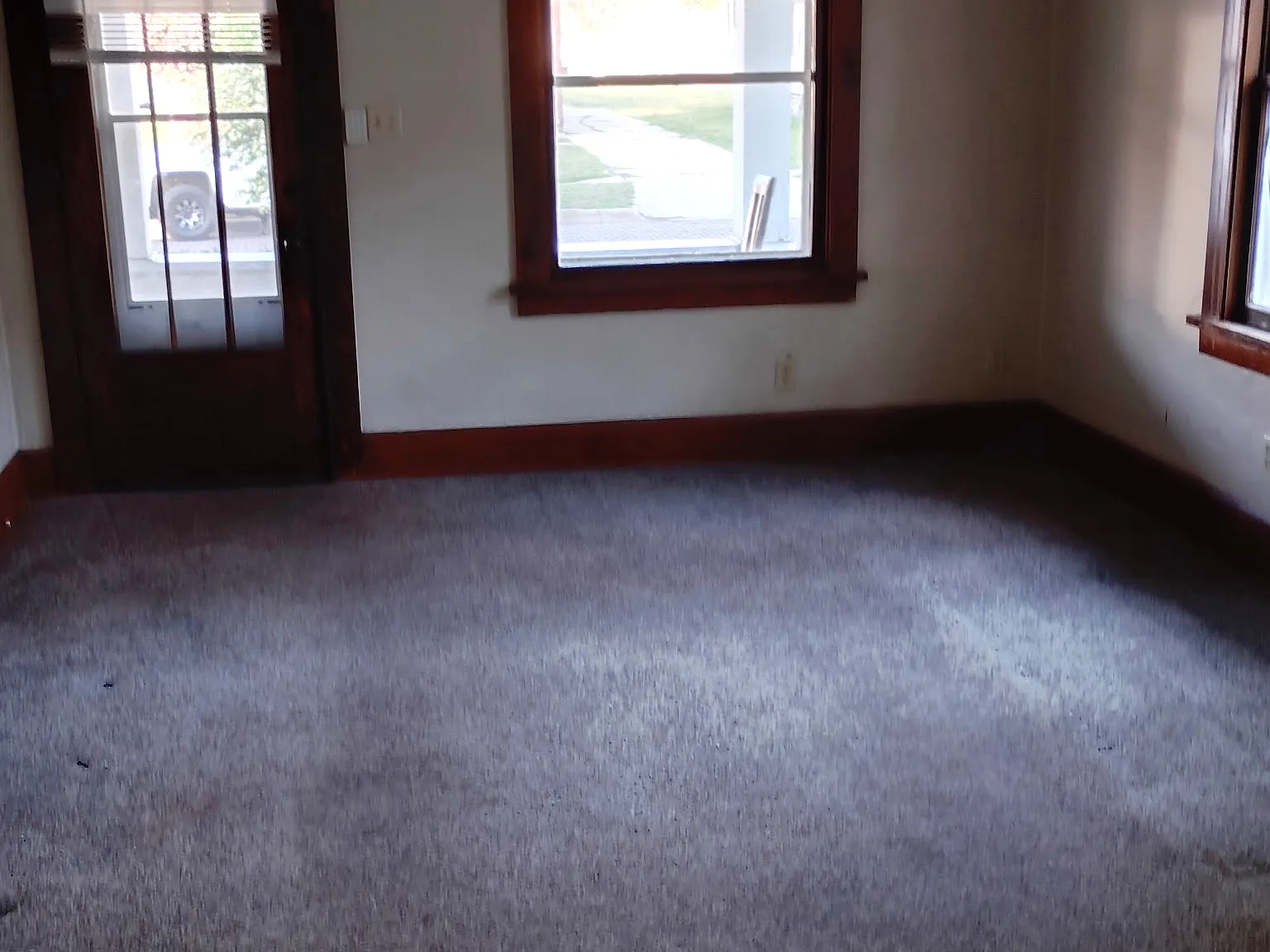 1804 Latham Street - 1 — Photo 4