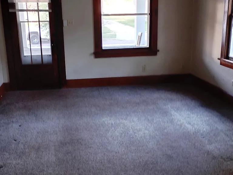 1804 Latham St — Photo 3