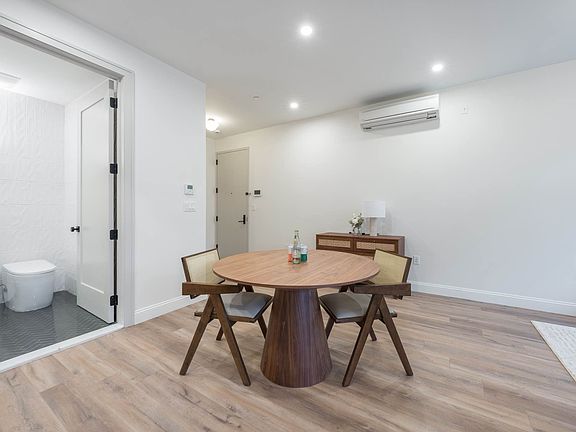 4th image of 270 Sullivan Pl #5C