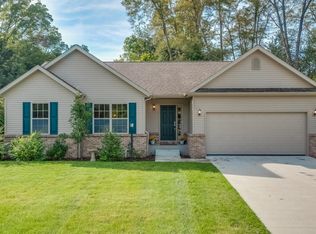 350 Carefree Ct, Niles, MI 49120