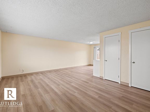 5th image of 203 Lewis Ave