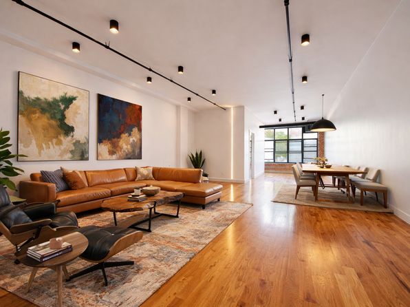 255 McKibbin St #216
