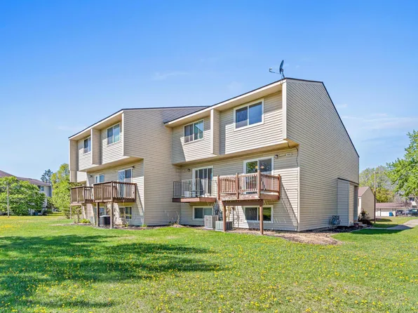 7870 Yates Ave N, Brooklyn Park, MN 55443
