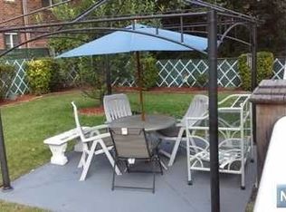 1369 Abbott Blvd, Fort Lee, NJ 07024