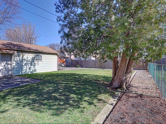 5th image of 10123 S Homan Ave